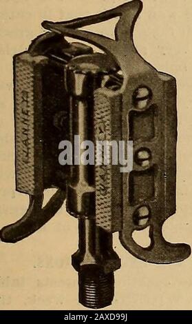 Die Rad- und Radfahrerprüfung . PATENTIERT. NACH ERHALT EINES DOLLARS AN EINE BELIEBIGE ADRESSE GESENDET. The Deitz Cycle Lock Company, AQUÄDUKTGEBÄUDE, ROCHESTER, N. Y. Erwähnen Sie Das Rad Freundlicherweise. Preisliste für Händler. I896 5 JANNEY FÜR 97. Zylindernabe. Staubschutz Aus Samt. Keine Lockeren Kegel oder Muttern prüfen. Stockfoto