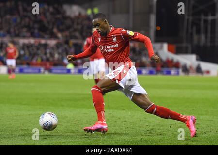Nottingham, ENGLAND - 11. FEBRUAR ADAMA Diakhaby (14) aus Nottingham Forest während des Sky Bet Championship Matches zwischen Nottingham Forest und Charlton Athletic am City Ground, Nottingham am Dienstag, 11. Februar 2020. (Kredit: Jon Hobley / MI News) Foto darf nur für redaktionelle Zwecke in Zeitungen und/oder Zeitschriften verwendet werden, Lizenz für kommerzielle Nutzung erforderlich Credit: MI News & Sport /Alamy Live News Stockfoto