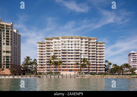 Merida Apartments am Kap Marco in Marco Island, Florida Stockfoto