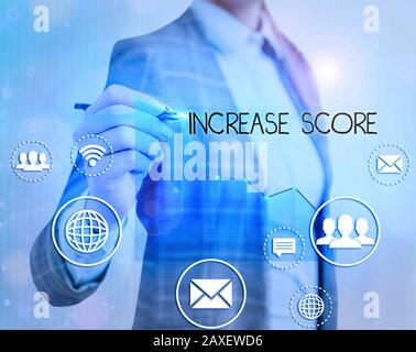 Textzeichen mit "Score Erhöhen". Statistische Zahlen für Geschäftsfototext, die einen Kundenkreditwert bewerten Stockfoto