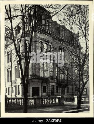 Das New England Magazin e Farm in der Nähe von Philadelphia, sein - torischer als Washingtons Hauptquartier. Therehe verbringt viel Zeit im Sommer und Herbst. Er hat auch ein gutes Haus in Pittsburg. Er hat eine charmante Familie, eine Tochter aus dem Sohn, die verheiratet ist, und ist persönlich sehr beliebt im Senat auf den Seiten der Kammer. Als Charles Warren Fairbanks sich auszog, sich für den stellvertretenden Präsidenten nominieren zu lassen, lachten alle, aber Fairbanks.Er sah ernst aus; und während die republikanischen Führer Himmel und Erde auf Sprecher Cannon, Kongressmann Hitt oder jemand anderem setzten, um der Partei zu dienen, die Stockfoto