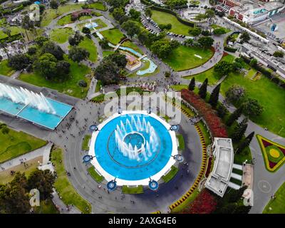 Sky View Magic Water Circuit im Park des Reservats (der größte Brunnenkomplex der Welt) in Lima, Peru Stockfoto