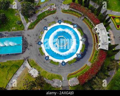 Sky View Magic Water Circuit im Park des Reservats (der größte Brunnenkomplex der Welt) in Lima, Peru Stockfoto