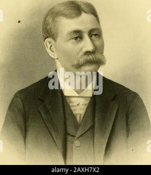 Ein Band mit Memoiren und Genealogie repräsentativer Bürger der Stadt Seattle und des Regierungsbezirks King, Washington, einschließlich Biographien vieler von denen, die vergangen sind . Vater, Whowas auch ein herausragender Mitglied der medizinischen Bruderschaft, Waren maßgeblich daran beteiligt, den großen Kampf um den Erhalt eines Lehrstuhls für Homöopathie an der Michi-gan State University in Ann Arbor fortzusetzen, und es war weitgehend durch ihre Bemühungen, dieses gewünschte Ergebnis endlich zu erzielen. Gut gerüstet für das importante Lebenswerk, das er für Dr. Bagley auswählte, kam nach Nordwesten, ein Gradu-at beider Schulen der Medizin, gründlich Stockfoto