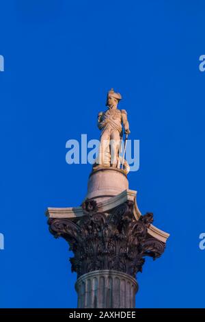 England, London, Trafalgar Square, Nelsons Kolumne, Statue von Lord Nelson Stockfoto