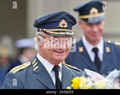 Stockholm, SCHWEDEN - 30. APRIL 2018: Die Feier des 72-jährigen Königs Carl XVI Gustaf im Königspalast. Stockfoto