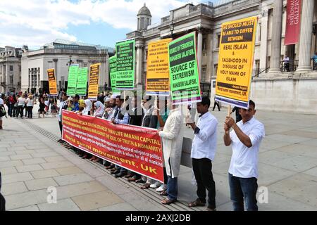LONDON, Großbritannien - 6. JULI 2016: sunnitische Muslime protestieren gegen radikalen Sekten im Islam in London. Wahabism und salafismus werden als Quellen der Welt terro Stockfoto