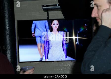 New York, NY, USA. Februar 2015. Loris Diran bei der Feier für Designer Loris Diran's Debüt Als Erster amerikanischer Designer, Der Auf Den Laufbahnen der Hong Kong Fashion Week in Troy Liquor Bar auftritt. Kredit: Steve Mack/Alamy Stockfoto