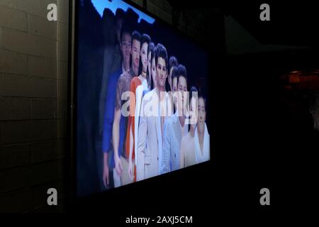 New York, NY, USA. Februar 2015. Atmosphäre bei der Feier für Designer Loris Diran's Debüt Als Erster amerikanischer Designer, Der Auf Den Laufbahnen der Hong Kong Fashion Week in Troy Liquor Bar auftritt. Kredit: Steve Mack/Alamy Stockfoto