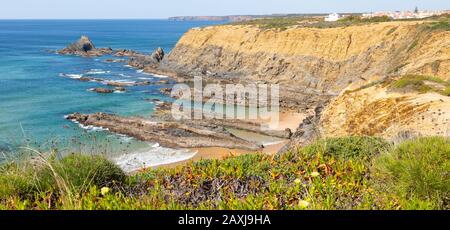 Praia dos Alteirinhos Strand, Parque Natural do Sudoeste Alentejano e Costa Vicentina, Zambujeira do Mar, Alentejo Littoral, Portugal Stockfoto