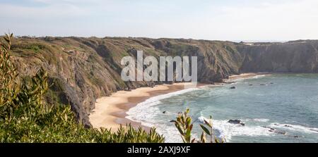 Blick auf die Landschaft auf den Fernwanderweg Ruta Vicentina, in Praia dos Machados, Carvalhal, Alentejo Littoral, Portugal, Südeuropa Stockfoto