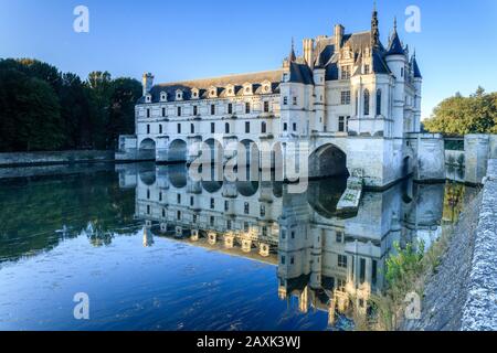 Frankreich, Indre et Loire-Tal, das von der UNESCO zum Weltkulturerbe erklärt wurde, Chenonceaux, Chateau de Chenonceau Park and Gardens, Schloss am Fluss Cher Stockfoto