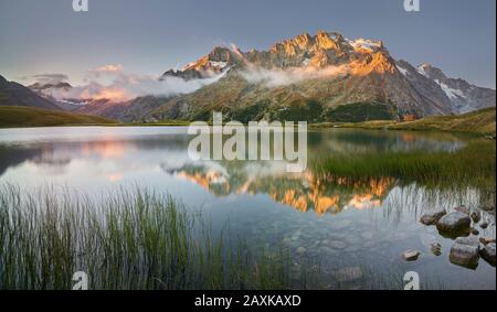 Lac du Pontet, La Meije, Rhône Alpen, Hautes-Alpen, Frankreich Stockfoto