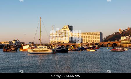 Ramsgate Hafen am frühen Morgen leicht Stockfoto