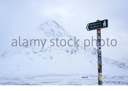 Glencoe, Schottland, Großbritannien. Februar 2020. Starke Schneefälle in den schottischen Highlands im Rannoch Moor und Glencoe sahen hier einen starken Einfluss. Credit: Craig Brown/Alamy Live News Stockfoto