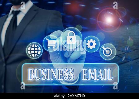 Konzeptionelles Handschreiben mit Business-E-Mail. Konzept bedeutet die E-Mail, die Sie speziell für Ihr Unternehmen verwenden Stockfoto