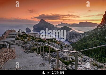 Mirador Es Colomer mit Blick auf Cap Formentor, Serra de Tramuntana, Mallorca, Balearen, Spanien Stockfoto