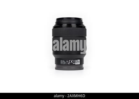 Bangkok, Thailand - 14. Juni 2019, Sony FE 28-70-mm-Objektiv für die spiegellose Kamera von Sony war Thailand 2019, Bangkok, Thailand. Stockfoto