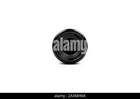 Bangkok, Thailand - 14. Juni 2019, Sony FE 28-70-mm-Objektiv für die spiegellose Kamera von Sony war Thailand 2019, Bangkok, Thailand. Stockfoto