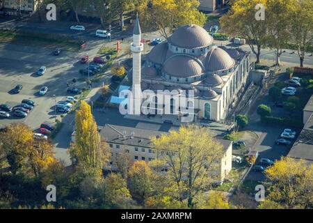 Luftaufnahmen, Moschee DITIB Merkez Duisburg, größte Moschee im Ruhrgebiet, Minarett, Islamische Kirche, Islam, Marxloh, Duisburg, Ruhrgebiet, Nord R Stockfoto