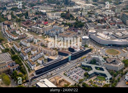 Funke MEDIENGRUPPE bewegt sich: In der vierten, grünen Mitte der Universität Essen entwickelt sich eine der modernsten Unternehmenszentralen eines deutschen Medienho Stockfoto