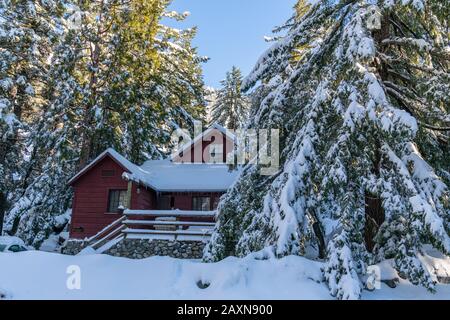 Mt. Baldy, Kalifornien, schneebedeckt. Stockfoto