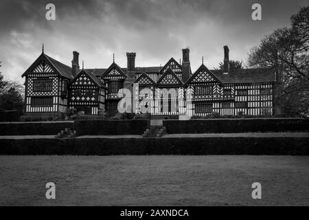 Bramall Hall Innen und Außen Stockfoto