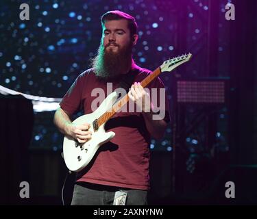 Fort LAUDERDALE FL - 11. FEBRUAR: Plini tritt am 11. Februar 2020 in Fort Lauderdale, Florida bei Revolution Live auf. Kredit: MPI04/MediaPunch Stockfoto