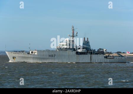 Das hydrografische Vermessungs- und Forschungsschiff der Royal Navy, HMS Echo (H87), in Solent, nachdem es Portsmouth, Großbritannien, am 12. Februar 2020 verlassen hatte. Stockfoto