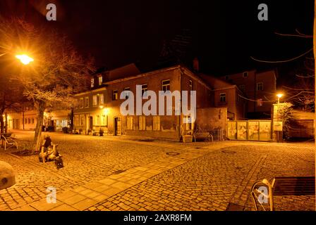 Bezirk Zürich, Altstadt, Kopfsteinpflaster, Swinehdendenkmal, Blaustunde, Schweinfurt, Franken, Bayern, Deutschland, Europa Stockfoto