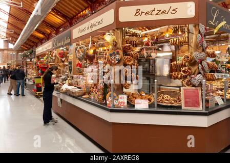 Frankreich, das Elsaß, Colmar, der Marché de Coumt in der 13 Rue des Écoles. Stockfoto