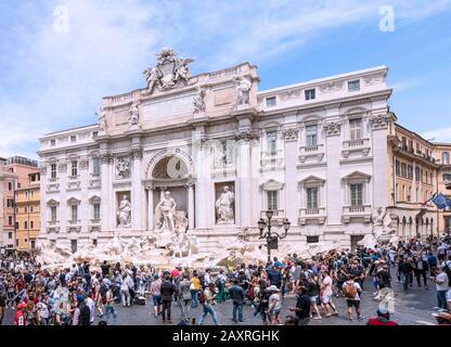 Trevi-Brunnen in Rom, Latium, Italien Stockfoto