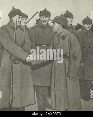 Rote Armee in den 1930er Jahren. Aus dem sowjetischen Propagandabuch von 1937. Sowjetischen Grenzschutz. Ein neuer Wechsel von Heros. Stockfoto