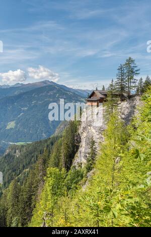 Lienz, Lienzer Dolomitenwelt, Osttirol, Österreich, Die Hütte der Dolden in den Lienzer Bergen Stockfoto