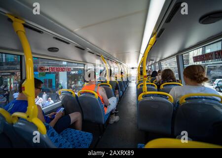 Menschen auf dem bus Stockfoto