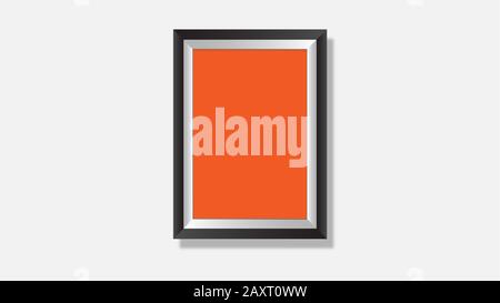 Moderner Bilderrahmen aus Holz und Metallic im Hochformat auf weißem Hintergrund. Für Bilder, Text und verschiedene Kartendesigns. Stockfoto