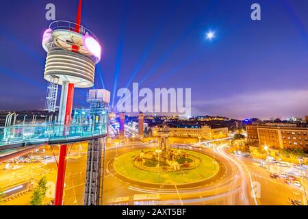 Barcelona - Juni 2015, Spanien: Blick auf den Zentralplatz (Plaça d'Espanya) vom Handelszentrum Arenas de Barcelona Stockfoto