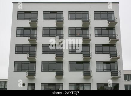 Dessau, Bauhaus, Prellerhaus 1925-26 von Walter Gropius, Fassadenausschlag von Osten Stockfoto