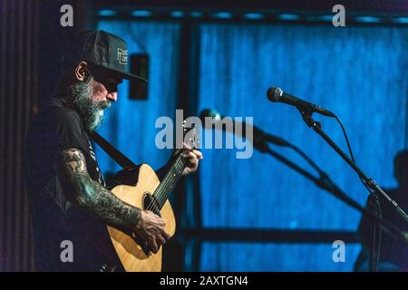 Kopenhagen, Dänemark. Mai 2018. Der amerikanische Sänger und Songwriter Matt the Electrician führt ein Live-Konzert in Der Ideal Bar in Kopenhagen durch. (Foto: Gonzales Foto - Christian Larsen). Stockfoto