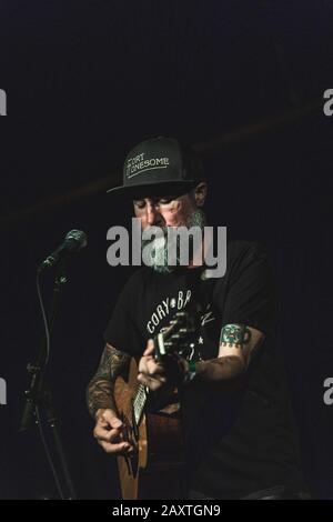 Kopenhagen, Dänemark. Mai 2018. Der amerikanische Sänger und Songwriter Matt the Electrician führt ein Live-Konzert in Der Ideal Bar in Kopenhagen durch. (Foto: Gonzales Foto - Christian Larsen). Stockfoto