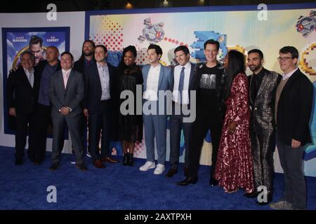 Los Angeles, USA. Februar 2020. Natasha Rothwell, Ben Schwartz, Jim Carrey, Tika Sumpter, Lee Majdoub 12.02.2020 "Sonic The Hedgehog" Special Screening im Regency Village Theatre in Los Angeles, CA Credit: Cronos/Alamy Live News Stockfoto