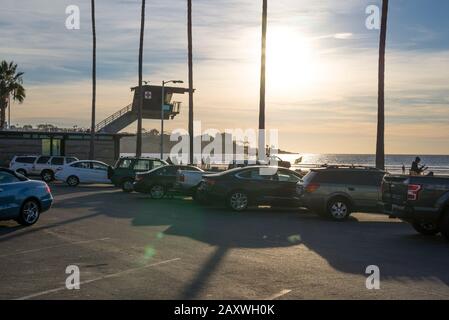 Winterliche Küstenszene am Strand La Jolla Shores. La Jolla, CA, USA. Fotografiert vor Sonnenuntergang. Stockfoto