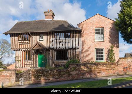 Das Old Grammar School House, das 1511 in Kinver, South Staffordshire, erbaut wurde Stockfoto