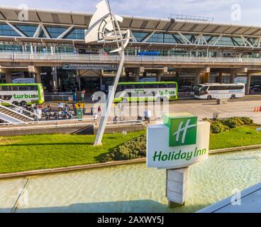 Holiday Inn Blick auf den Flughafen Santiago de Chile (internationaler Flughafen Arturo Merino Benítez) Santiago, Hauptstadt von Chile, Südamerika Stockfoto