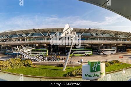 Holiday Inn Blick auf den Flughafen Santiago de Chile (internationaler Flughafen Arturo Merino Benítez) Santiago, Hauptstadt von Chile, Südamerika Stockfoto