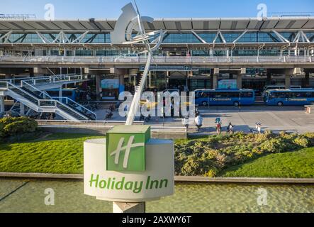 Holiday Inn Blick auf den Flughafen Santiago de Chile (internationaler Flughafen Arturo Merino Benítez) Santiago, Hauptstadt von Chile, Südamerika Stockfoto