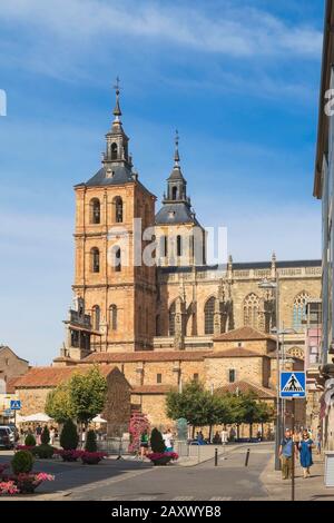 Astorga, Leon Provinz, Kastilien und Leon, Spanien. Astorga Kathedrale. Catedral de Santa Maria de Astorga. Stockfoto