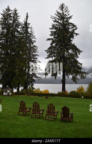 Olympic National Park, WA., USA, 20. Oktober 2017. Quinault Lodge. Grand & Rustic Lodge erbaut im Jahr 1926. Gutes Essen, Ambiente und Unterkunft. Stockfoto