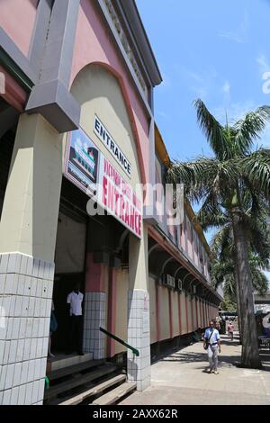 Markteintritt in die Victoria Street, Bertha Mkhize Street, Durban, Provinz Kwa Zulu-Natal, Südafrika, Afrika Stockfoto