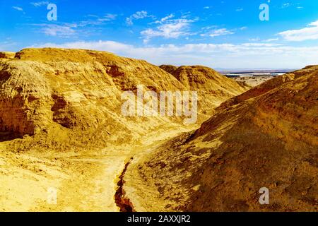 Landschaft von lissan Marl Felsen entlang der Arava Frieden Straße, im Süden Israels Stockfoto